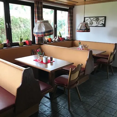 Sportpension Christina By Piaunddirk Guest house