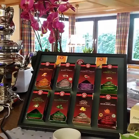 Sportpension Christina By Piaunddirk Guest house