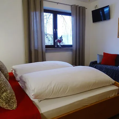 Pensión Sportpension Christina By Piaunddirk Fügen