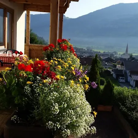 Guest house Sportpension Christina By Piaunddirk Fuegen