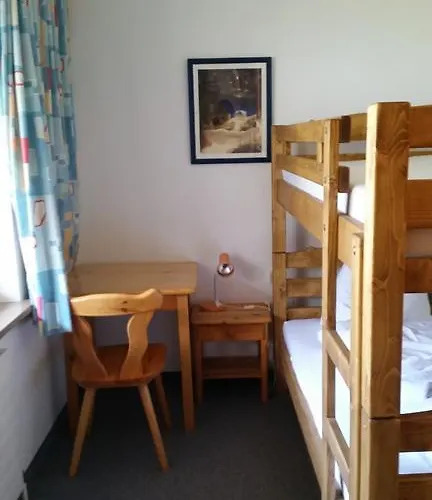 Sportpension Christina By Piaunddirk Gæstehus 3*