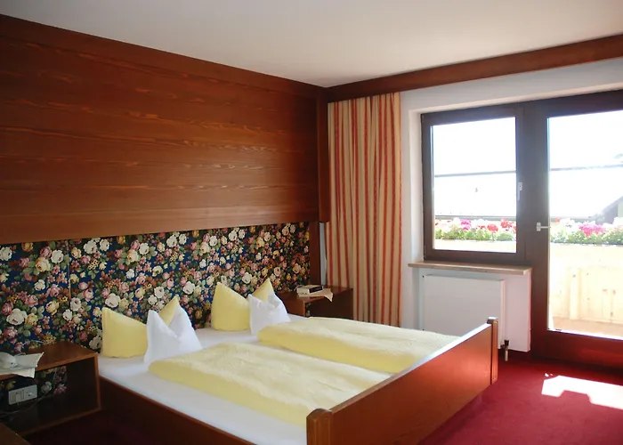 Sportpension Christina By Piaunddirk Pensión 3*