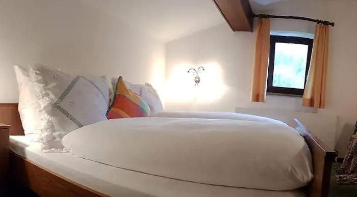 Sportpension Christina By Piaunddirk Fügen