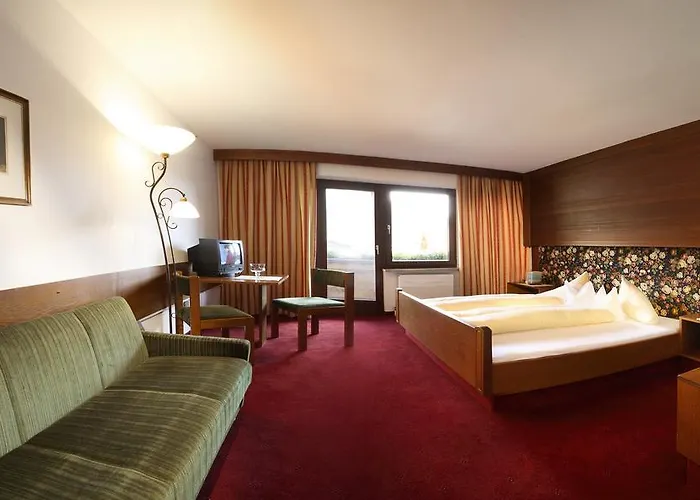 Sportpension Christina By Piaunddirk Gasthof Fügen